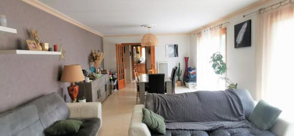 Ploemeur centre maison à fort potentiel