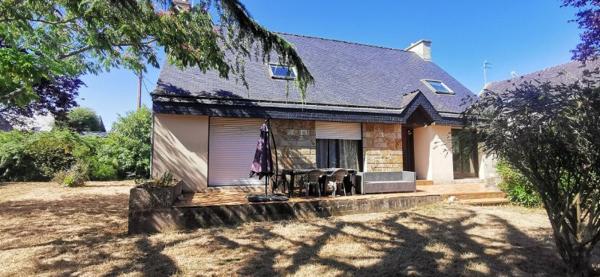 Ploemeur centre maison à fort potentiel