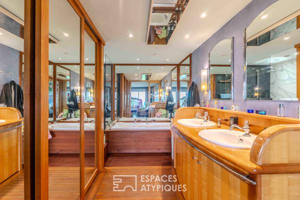 Signature contemporaine et panorama marin pour ce duplex d’exception à La Baule