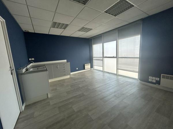 Chalon sur Saône accès facile - Bureaux 70 m² à louer