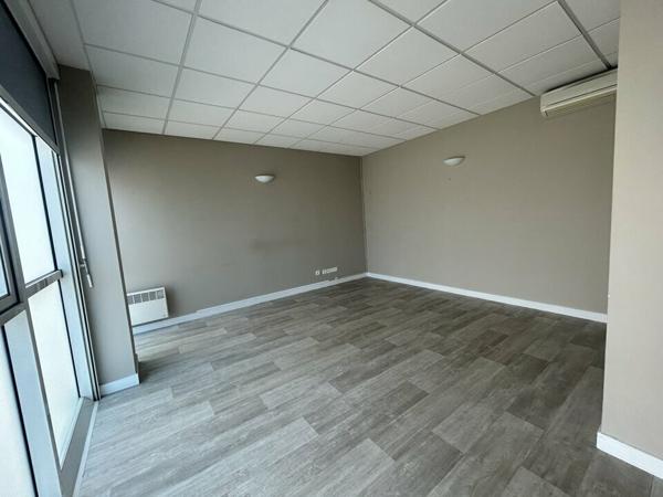 Chalon sur Saône accès facile - Bureaux 70 m² à louer
