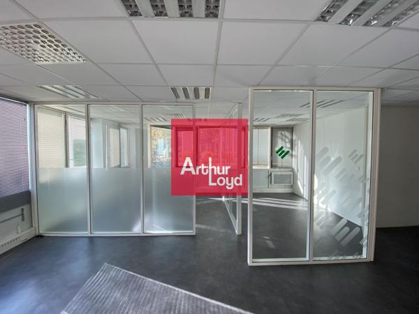 Immeuble à vendre 926 m² - Eybens