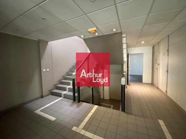 Immeuble à vendre 926 m² - Eybens