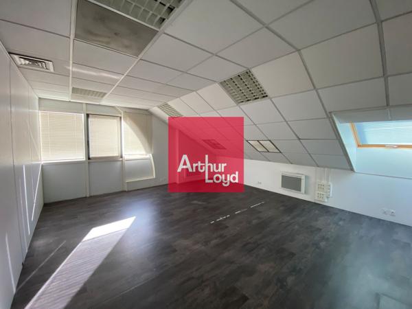 Immeuble à vendre 926 m² - Eybens