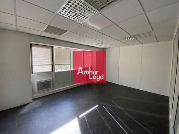 Immeuble à vendre 926 m² - Eybens