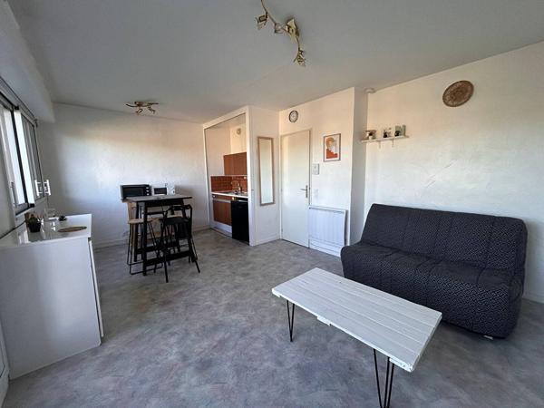 APPARTEMENT à VAUX SUR MER