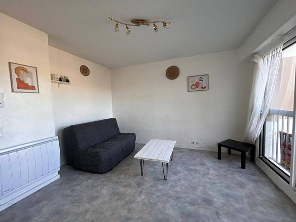 APPARTEMENT à VAUX SUR MER
