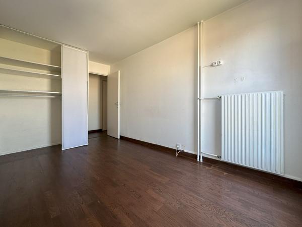 Nanterre (92000) Nanterre Préfecture, Paris La Défense : Appartement de 96,10 m² avec cave et parking souterrain pour 395 000 €