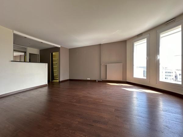 Nanterre (92000) Nanterre Préfecture, Paris La Défense : Appartement de 96,10 m² avec cave et parking souterrain pour 395 000 €