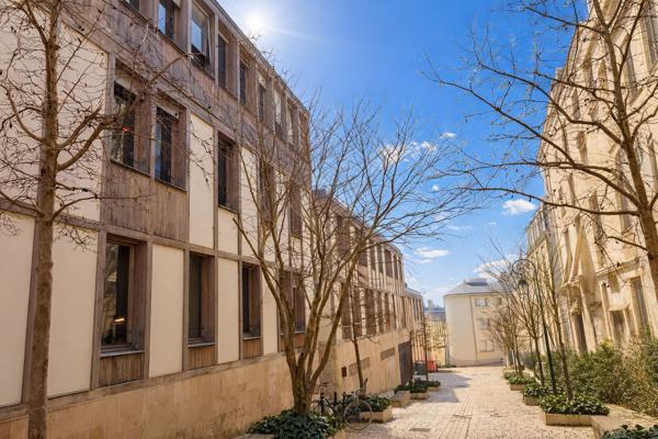 Opportunité tertiaire rare - Centre Historique Orleans