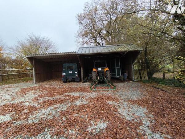 Maison et 8 ha de terrain - LONLAY L'ABBAYE.