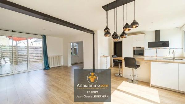 Vente                                                      Maison
                        
                     6 pièces                      131 m2                     à Saint-Brieuc