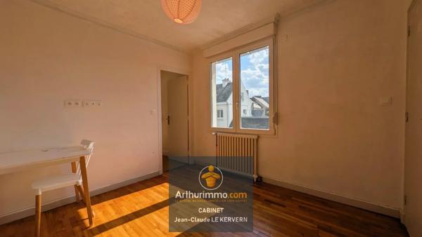 Vente                                                      Maison
                        
                     6 pièces                      131 m2                     à Saint-Brieuc