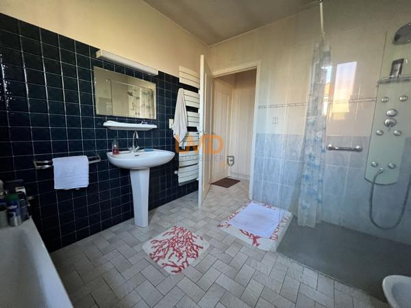 Maison 3 chambres et sous sol Cransac les therme Aveyron