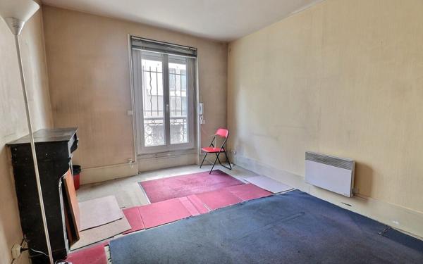 Appartement à vendre    2 pièces • 32 m2 Paris 19