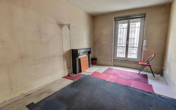 Appartement à vendre    2 pièces • 32 m2 Paris 19