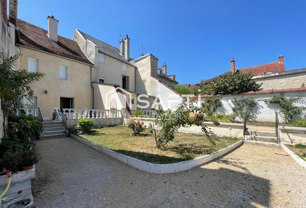 Demeure de caractère d’environ 230 m² – 6 chambres, jardin clos et vaste potentiel – Châtillon-sur-Seine