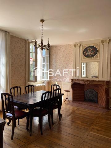 Demeure de caractère d’environ 230 m² – 6 chambres, jardin clos et vaste potentiel – Châtillon-sur-Seine