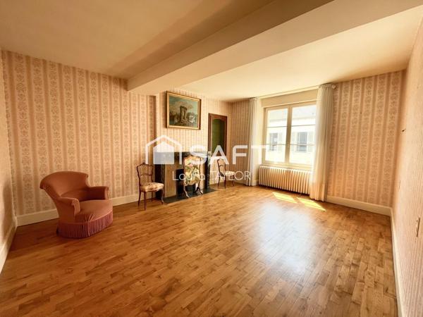 Demeure de caractère d’environ 230 m² – 6 chambres, jardin clos et vaste potentiel – Châtillon-sur-Seine