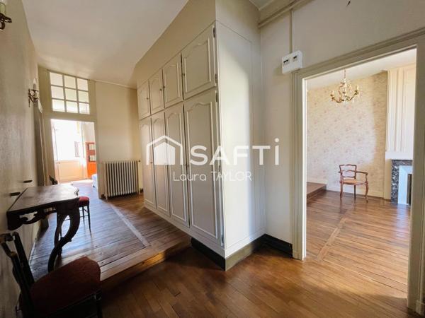 Demeure de caractère d’environ 230 m² – 6 chambres, jardin clos et vaste potentiel – Châtillon-sur-Seine