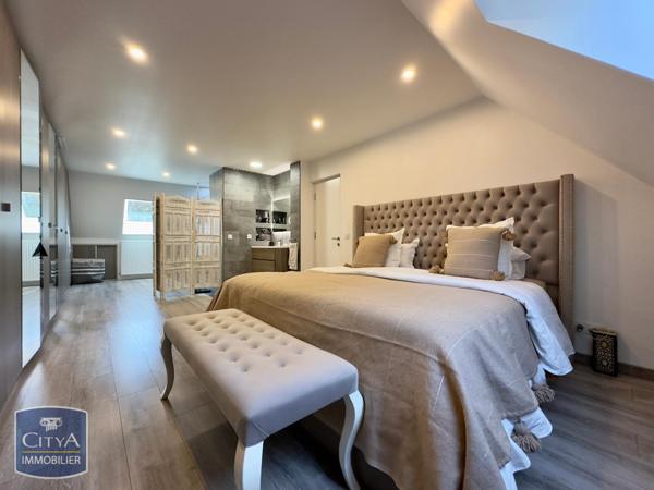 Vente maison Saintry-sur-Seine (91250) 13 pièces 360m²