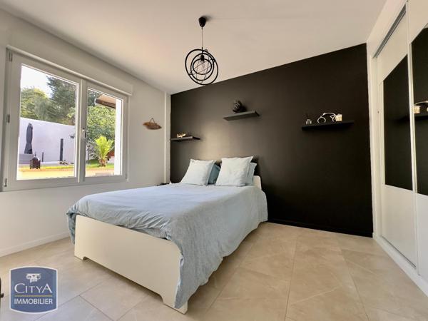 Vente maison Saintry-sur-Seine (91250) 13 pièces 360m²