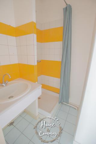 Appartement
                                                                                                                                                                                                                                                                                                                        3 pièce(s)                                                                                                                                                                                                          2 chambre(s)                                                                                                                                                                                                          81.03  m²