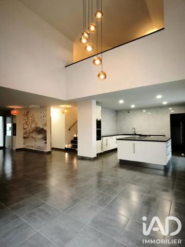 Maison à vendre 7 pièces 184 m² Vannes