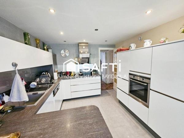 À Vendre  Maison Type T5 125 m². Saint -Laurent du - Pont ( 38380 )