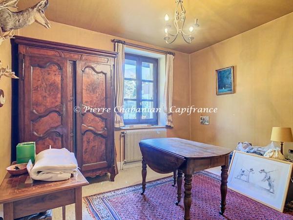 Maison à vendre - 7 pièces - 185 m² habitables - 326 m² au sol - 1359 m² de terrain - vue panoramique - COLLONGES SOUS SALEVE (74)