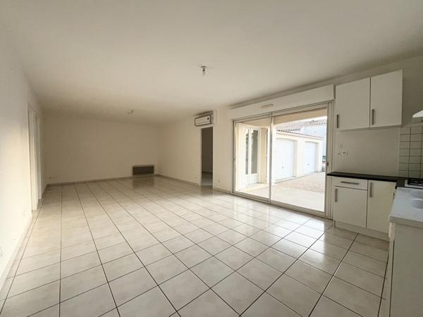 Maison 3 Chambres avec Terrasse et Garage,  
La rochelle 17000