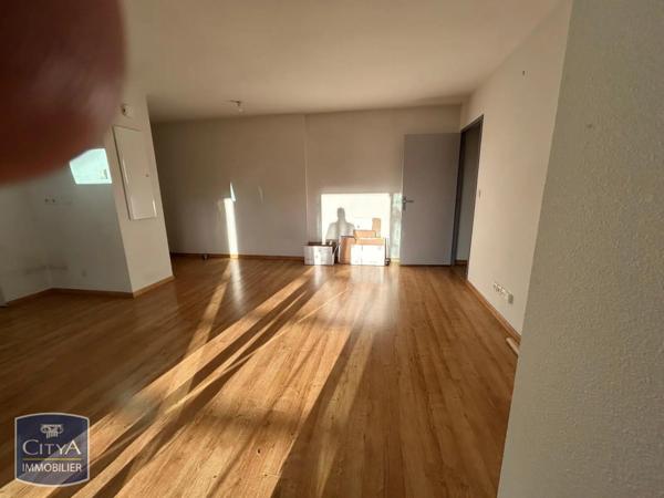 Appartement à louer 3 pièces 64m²