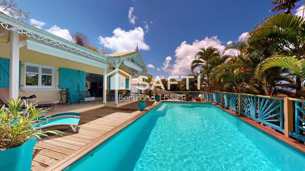 Villa vue mer, trois chambres + piscine, Filao