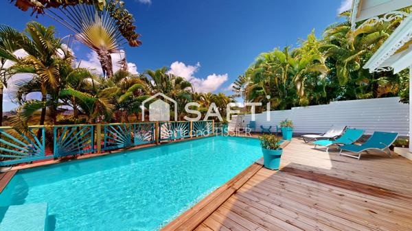 Villa vue mer, trois chambres + piscine, Filao