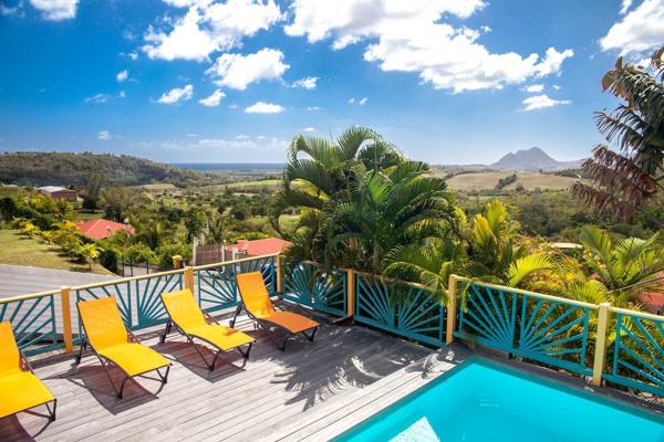 Villa vue mer, trois chambres + piscine, Filao