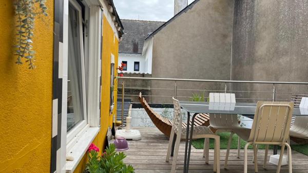 Appartement 4 pièce(s) 107 m2, rénové, hyper centre Saint Nazaire