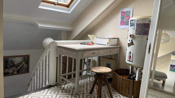 Appartement 4 pièce(s) 107 m2, rénové, hyper centre Saint Nazaire