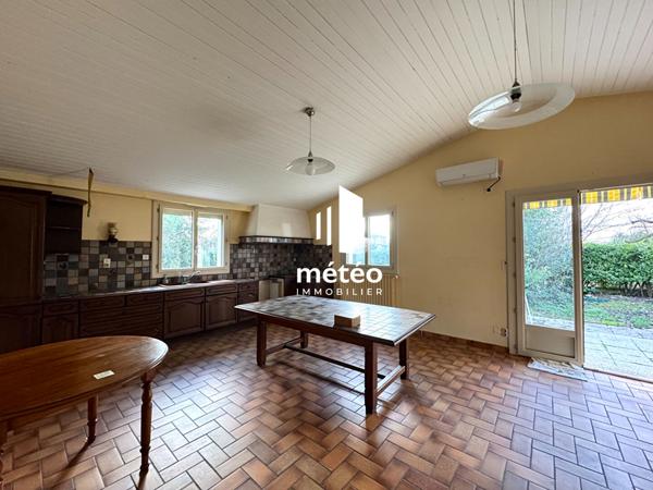 Maison à vendre à Luçon – 9 pièces, 4 chambres, 190 m²