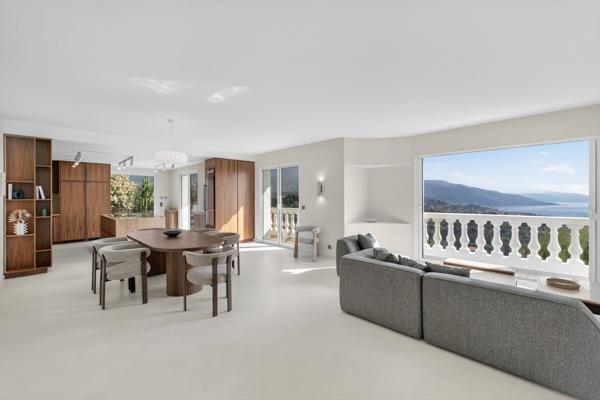 Vente Maison bourgeoise Roquebrune-Cap-Martin 9 Pièces 350 m²