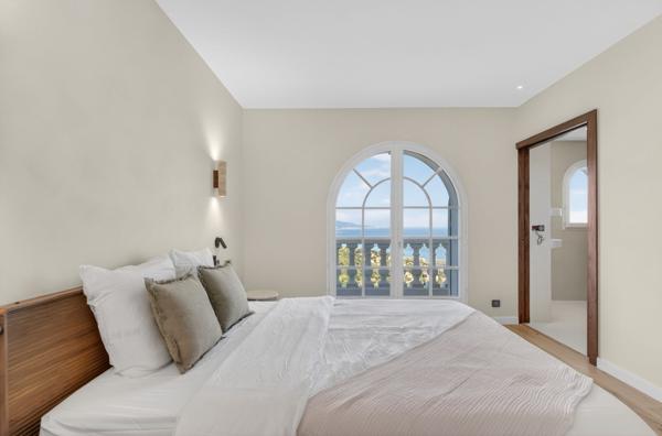 Vente Maison bourgeoise Roquebrune-Cap-Martin 9 Pièces 350 m²