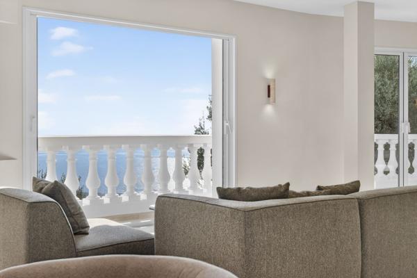 Vente Maison bourgeoise Roquebrune-Cap-Martin 9 Pièces 350 m²