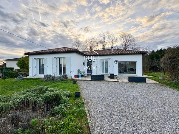 86190 VOUILLE Maison Vouille 5 pièce(s) 97.31 m2