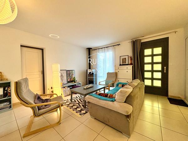 86190 VOUILLE Maison Vouille 5 pièce(s) 97.31 m2