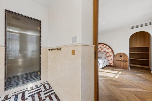 Vente Appartement de luxe Paris 7 4 Pièces 125 m²