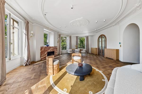 Vente Appartement de luxe Paris 7 4 Pièces 125 m²