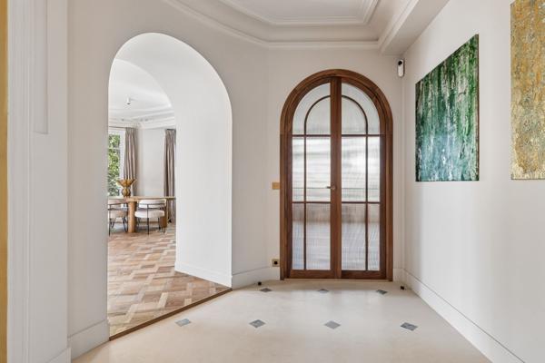 Vente Appartement de luxe Paris 7 4 Pièces 125 m²