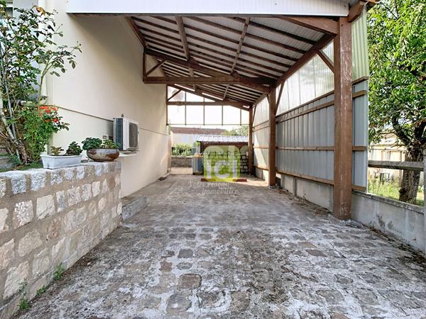 Maison CHOLET avec sous-sol total .
