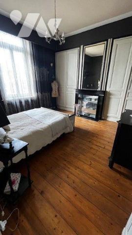 Maison à Vendre à Carvin (62220) en Pas-de-Calais (62)

Cette maison individuelle et de type ...