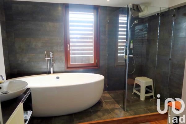 House for sale 6 rooms 210 m² Poitiers