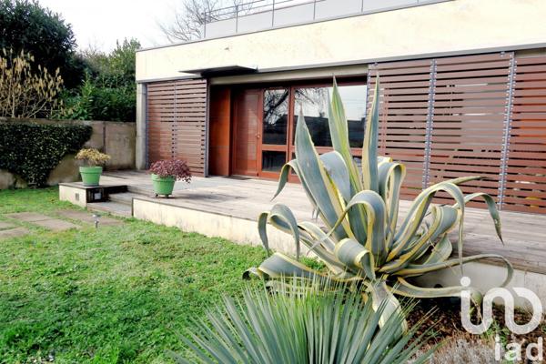 House for sale 6 rooms 210 m² Poitiers